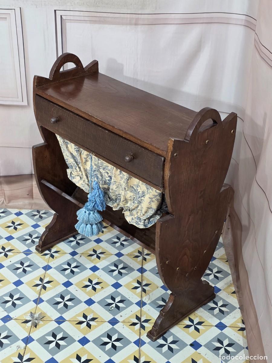 Antig&uuml;edades: Costurero de madera con cesta y caj&oacute;n - Foto 6