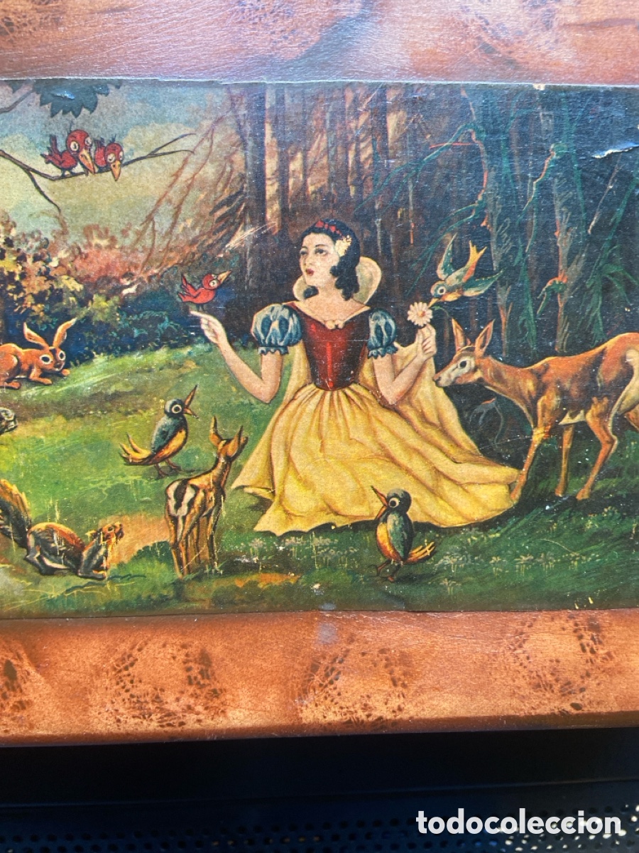Antig&uuml;edades: Preciosa, casa de escuela, Blancanieves con los animales del bosque entra&ntilde;able