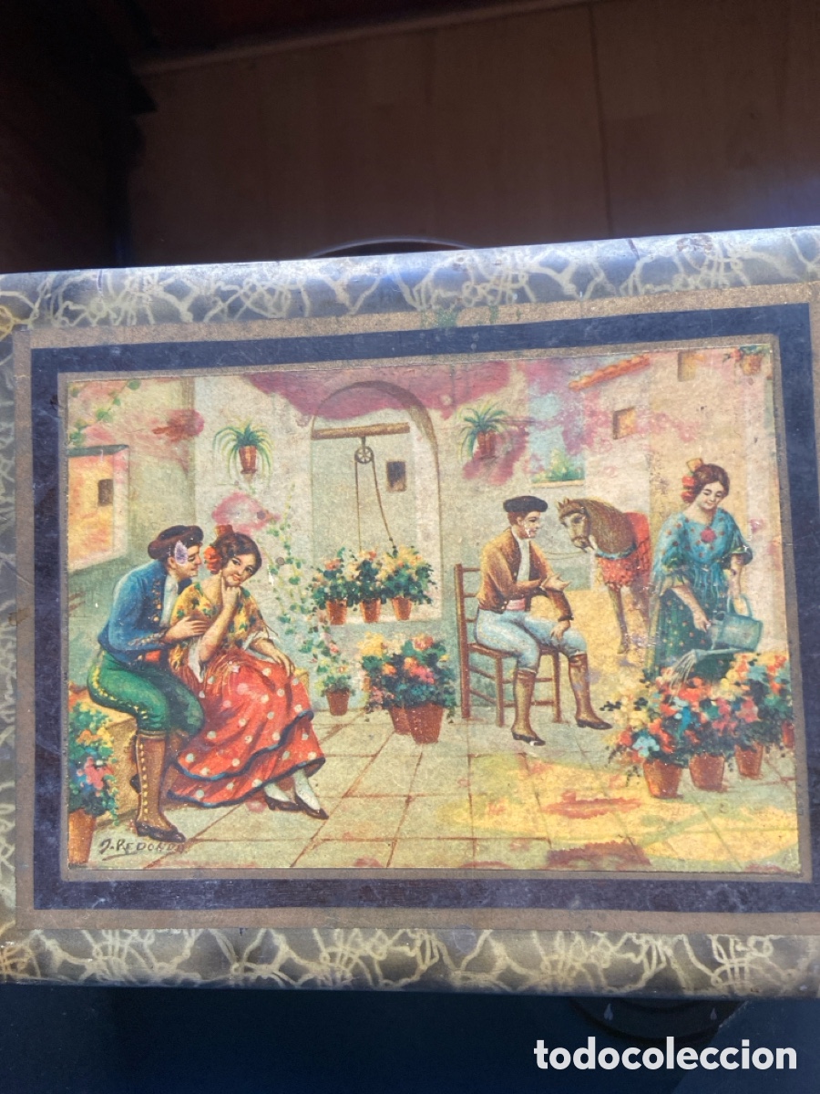 Antig&uuml;edades: Antigua caja de escuela, escena andaluza, llena de encanto