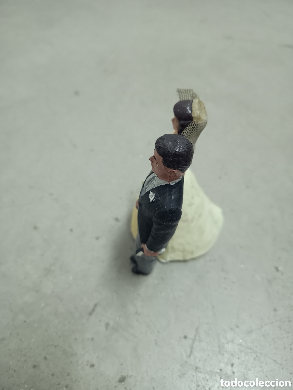 Antig&uuml;edades: PAREJA DE NOVIOS DE CELULOIDE - PASTEL DE BODAS - Foto 2