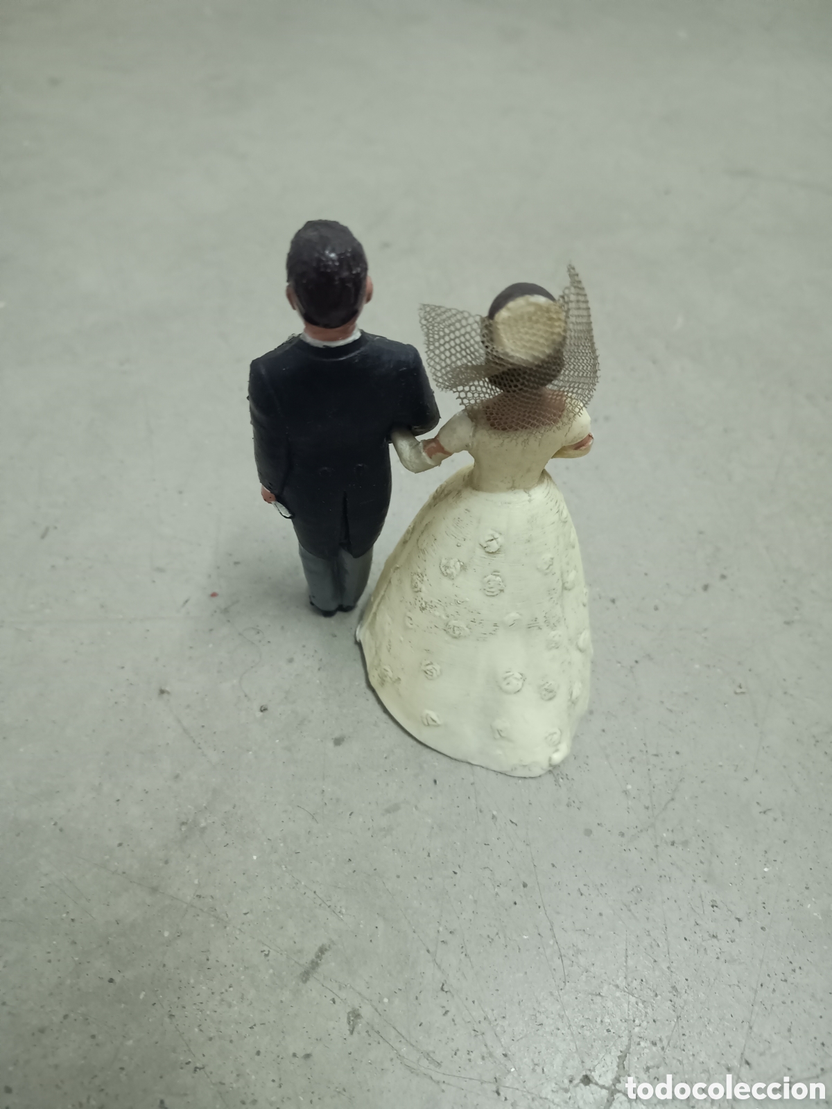 Antig&uuml;edades: PAREJA DE NOVIOS DE CELULOIDE - PASTEL DE BODAS - Foto 3