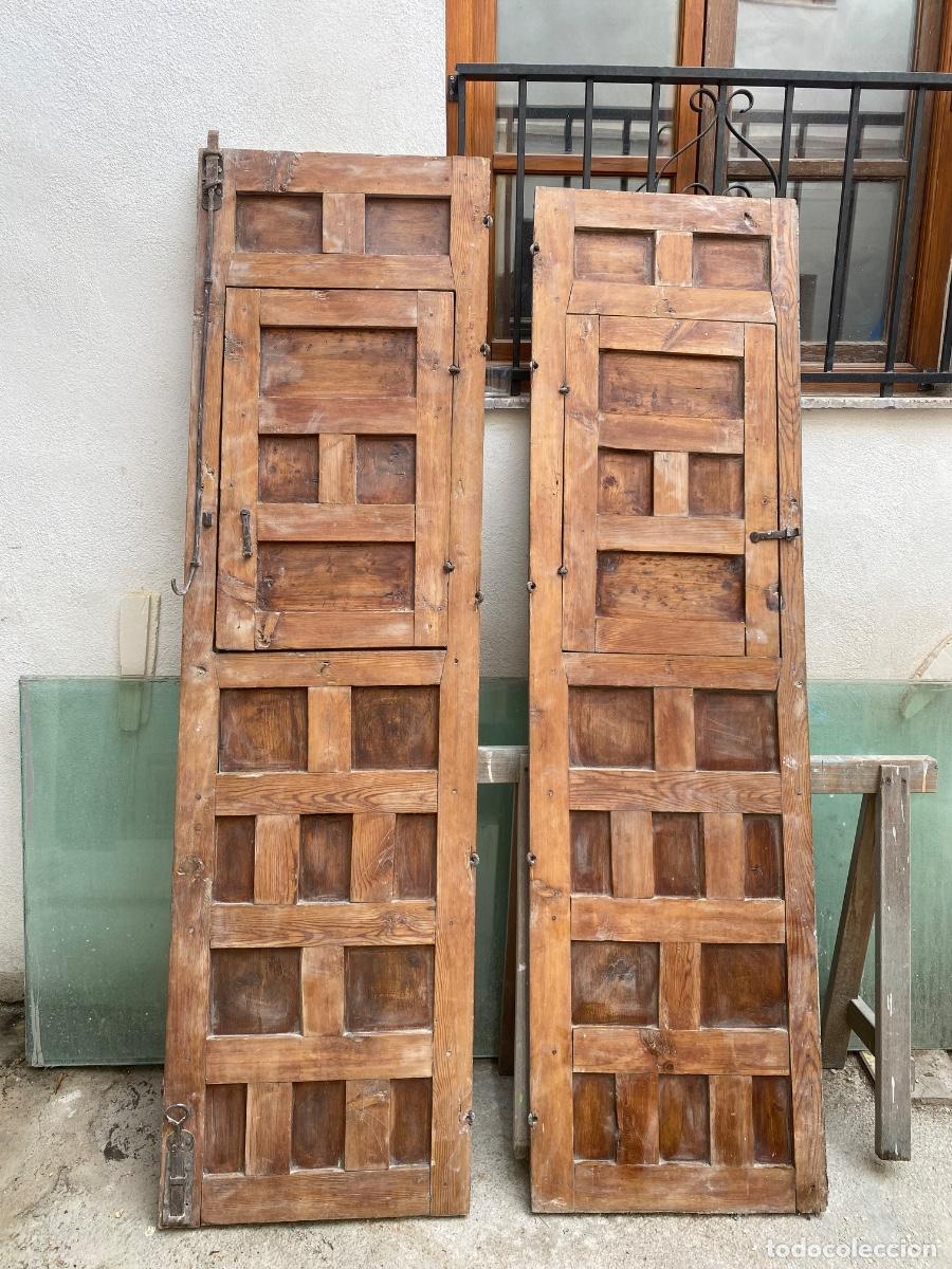 Antig&uuml;edades: Ventana muy antigua con postigos - Foto 2