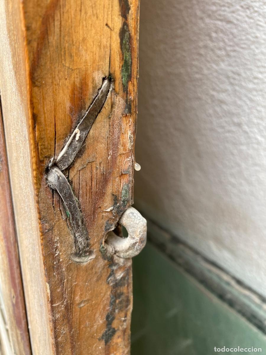 Antig&uuml;edades: Ventana muy antigua con postigos - Foto 5