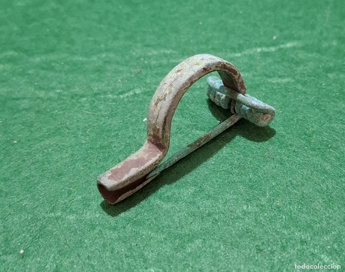 Antig&uuml;edades: Fibula Romana del siglo IV a VI a.C. (operativa)