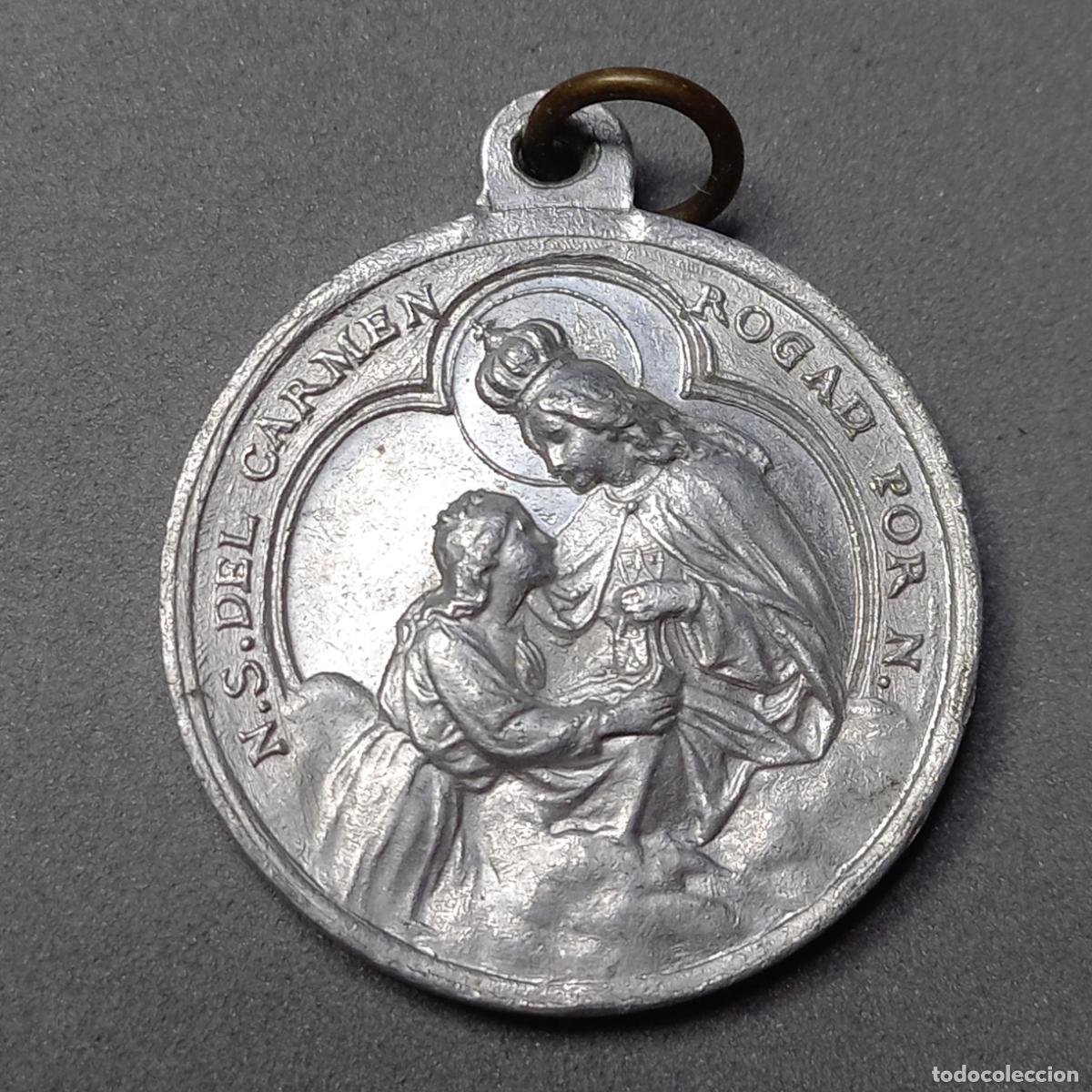Antig&uuml;edades: Antigua medalla - escapulario de Cristo / Jesucristo y la Virgen del Carmen