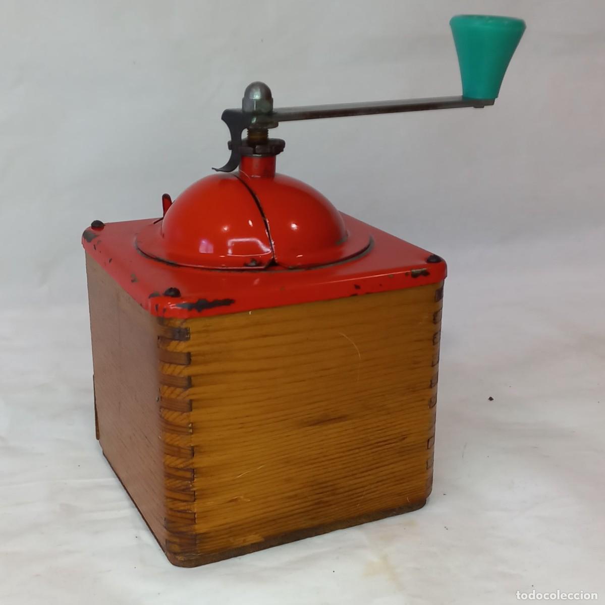 Antig&uuml;edades: DIFICIL MOLINILLO DE CAFE ELMA DE MADERA Y CHAPA - Foto 4
