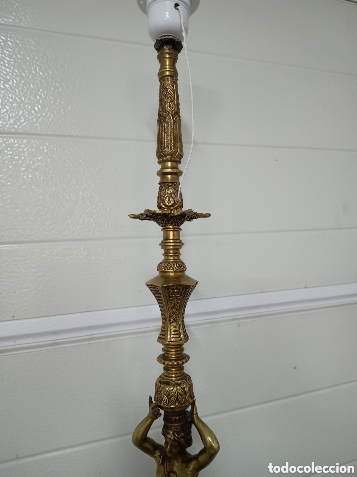 Antig&uuml;edades: LAMPARA DE PIE DE BRONCE DORADO - 145cm - Foto 3