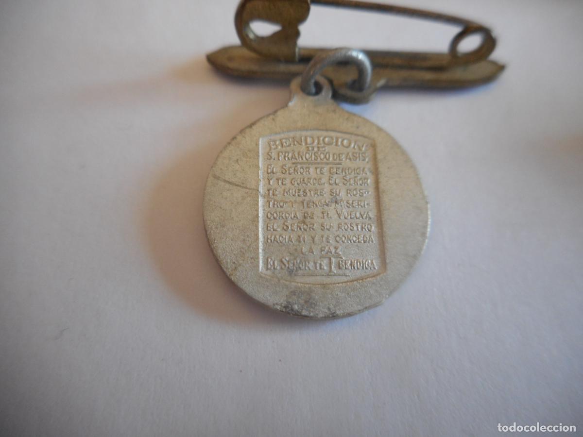 Antig&uuml;edades: medallas peque&ntilde;as religiosas - Foto 2