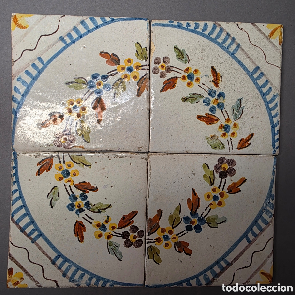 Antiguidades: Lote de 4 Azulejos de Muestra Catalanes / Manises. Siglo XVIII-XIX. Guirnalda Completa