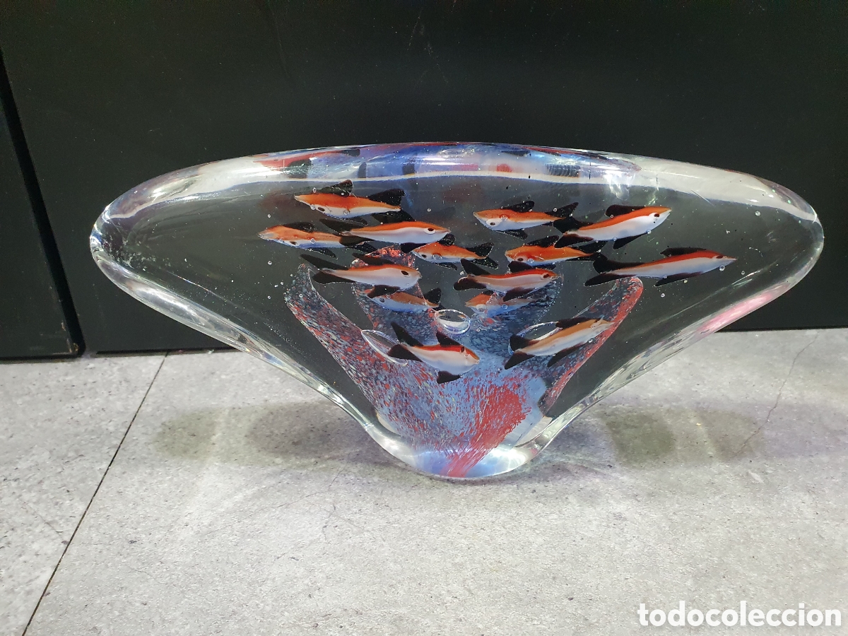 Antig&uuml;edades: Preciosa pieza pisapapeles cristal de Murano con peces. (L98)