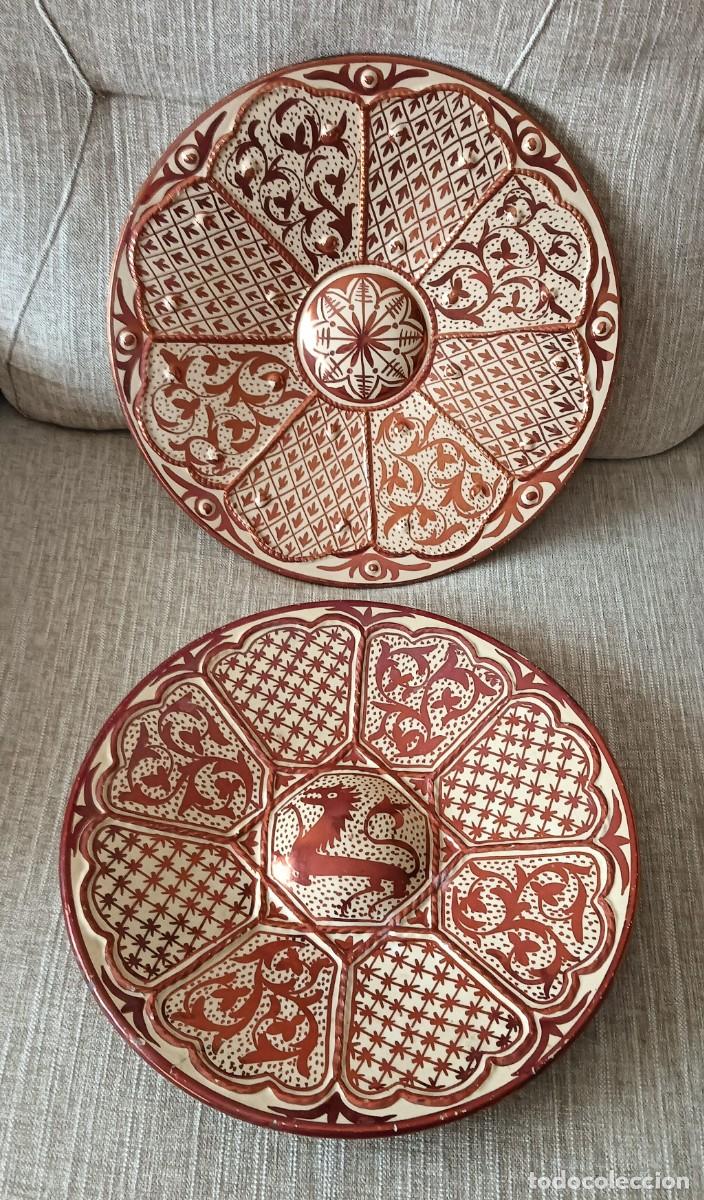 Antig&uuml;edades: ANTIGUA PAREJA DE PLATOS DE MANISES