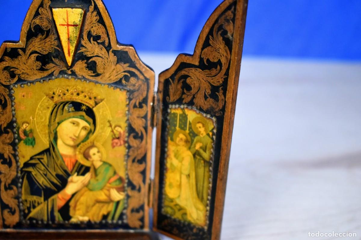 Antig&uuml;edades: Antiguo Triptico en madera de Nuestra Se&ntilde;ora del Perpetuo Socorro - Foto 4