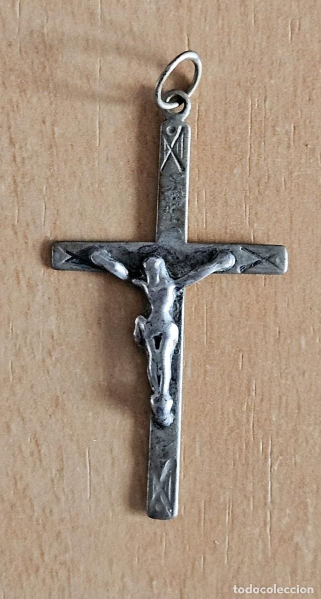 Antiquit&auml;ten: ANTIGUO CRUCIFIJO EN PLATA - Peso 1,35 gr. - 40x20mm.