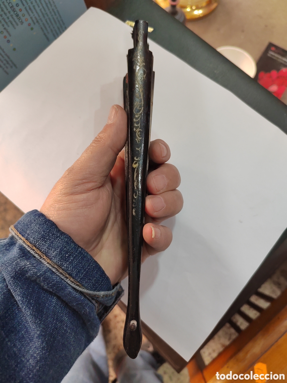 Antig&uuml;edades: antiguo abanico de madera pintada a mano - Foto 11