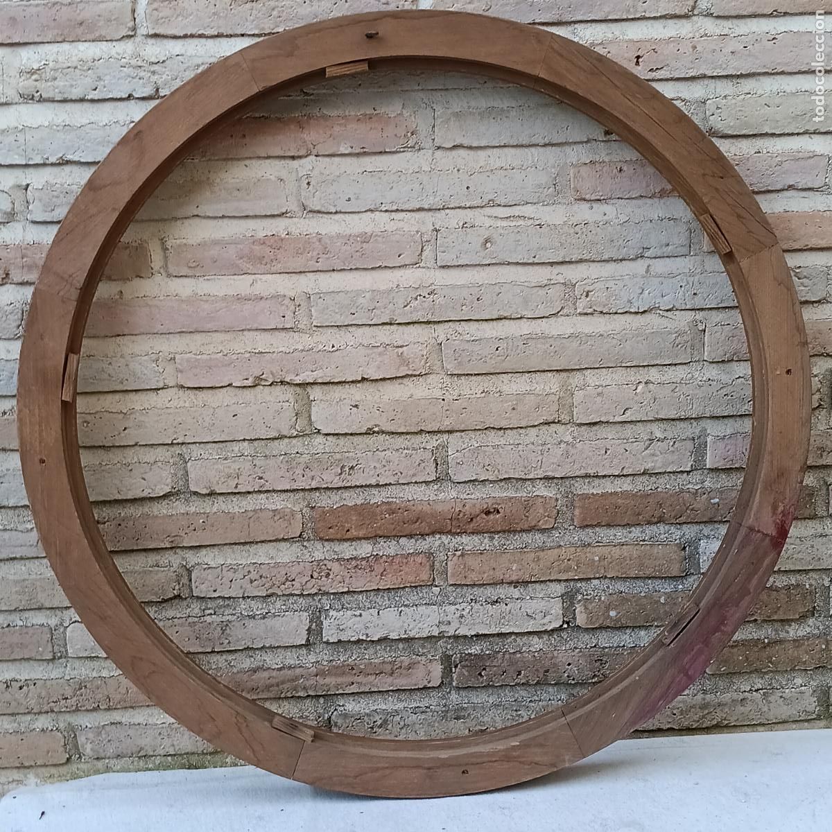 Antig&uuml;edades: MARCO REDONDO GRANDE EN MADERA. - Foto 4