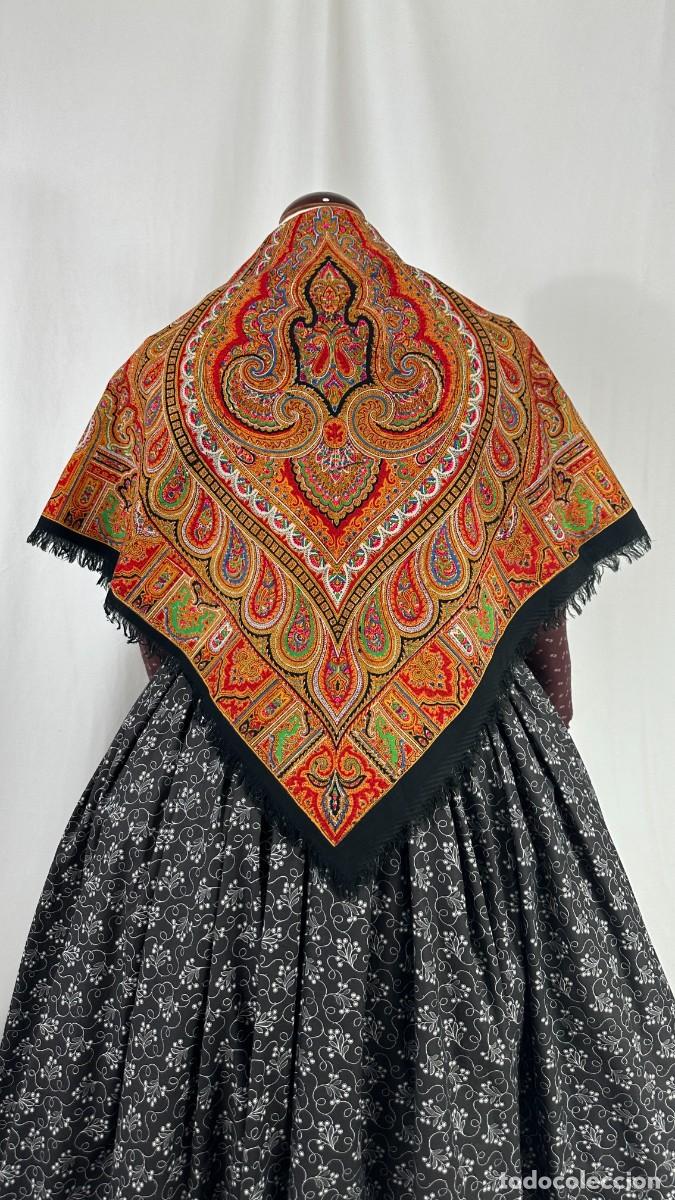 Antig&uuml;edades: Pa&ntilde;uelo de merino fino, estampado