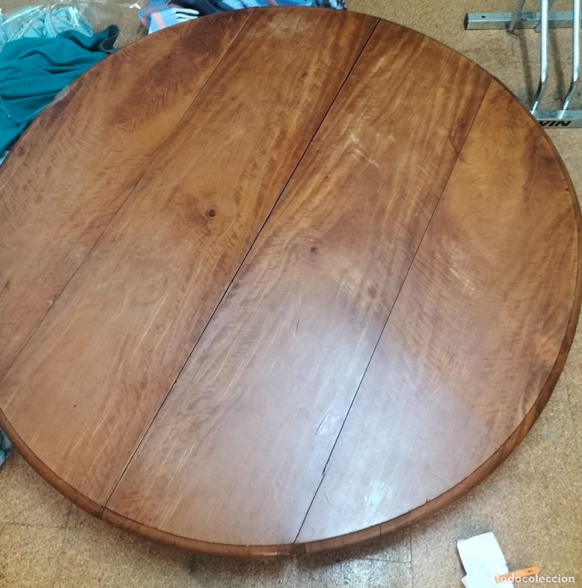 Antig&uuml;edades: Mesa redonda antigua de comedor 121 cm diametro y