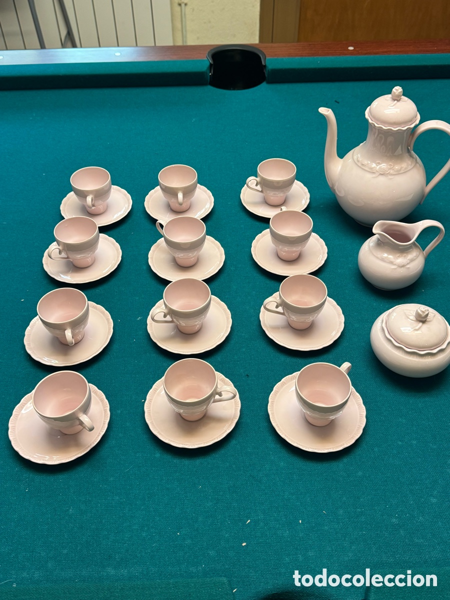 Antig&uuml;edades: Juego de t&eacute; rosa cl&aacute;sico - Foto 1