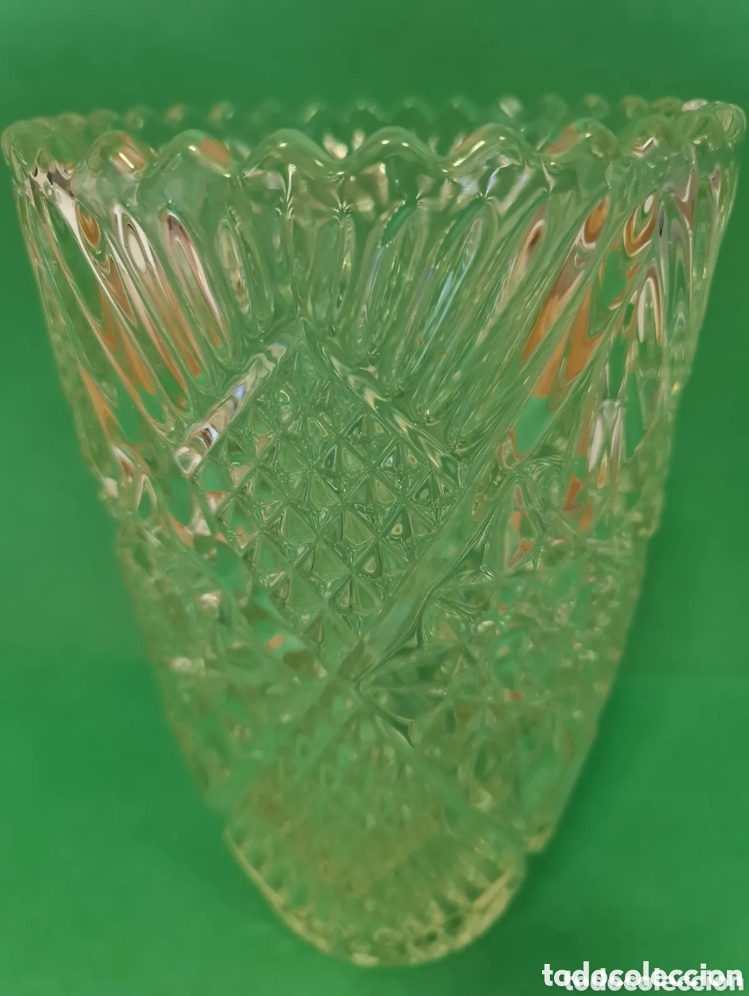 Antiguidades: Antiguo jarron grande de cristal tallado