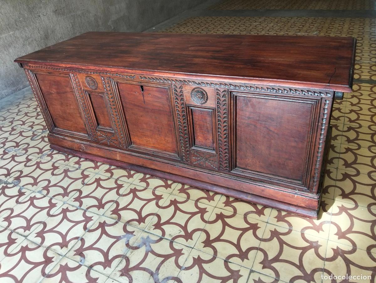 Antiques: Caixa de nuvia arc&oacute;n ba&uacute;l antiguo caja de madera de novia mujer marr&oacute;n tallada a mano S.XVII