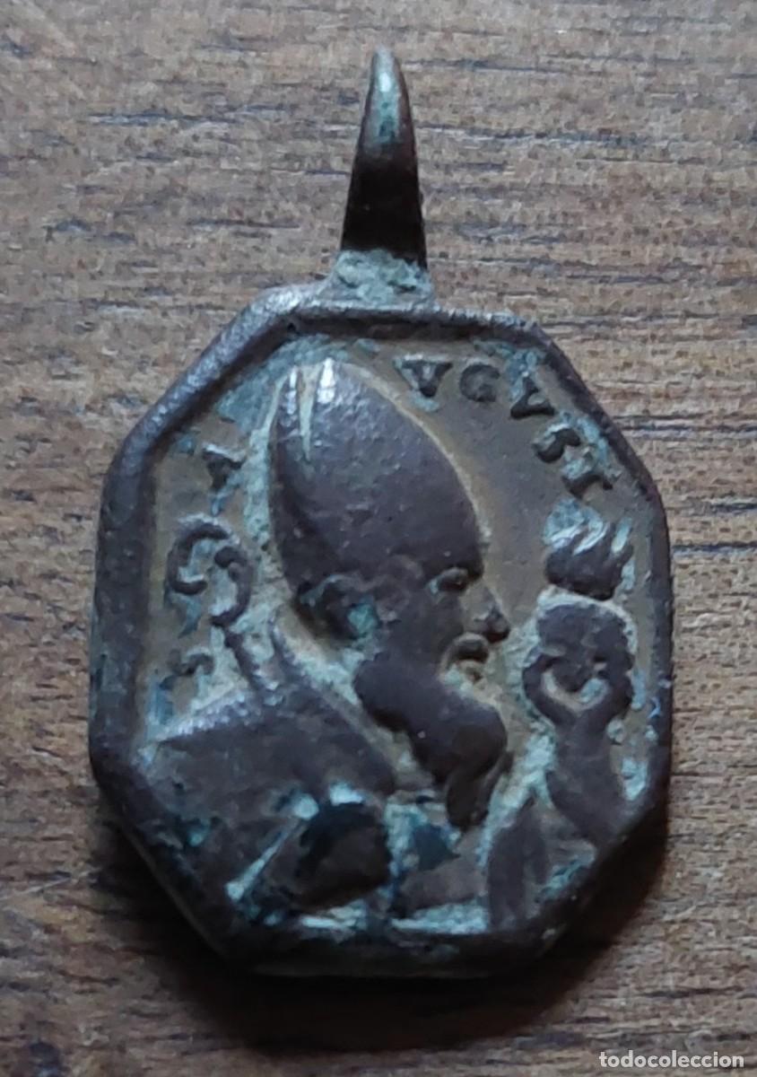Antig&uuml;edades: Antigua medalla San Agust&iacute;n y nustre se&ntilde;or del Risco