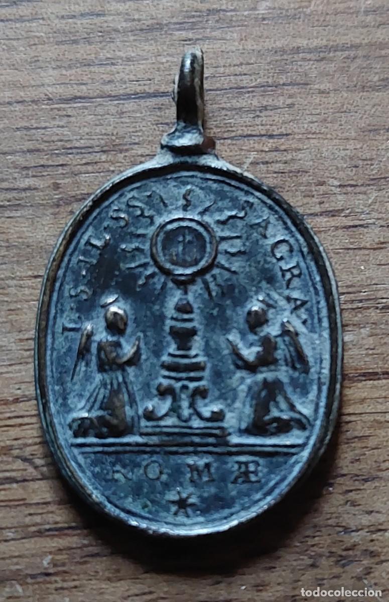 Antig&uuml;edades: Antigua medalla Santo Sacramento e Inmaculada