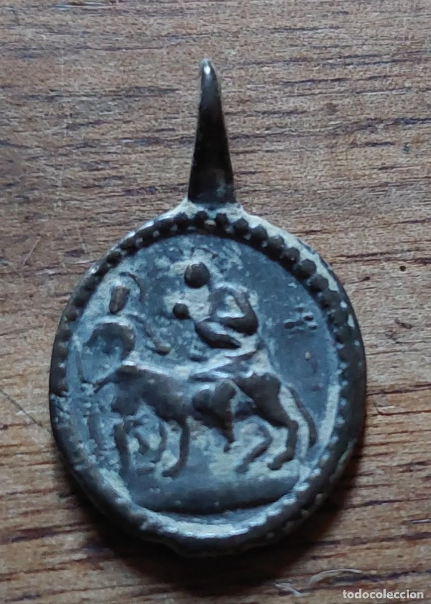Antig&uuml;edades: Antigua medalla Siete pecados y camino a Belen