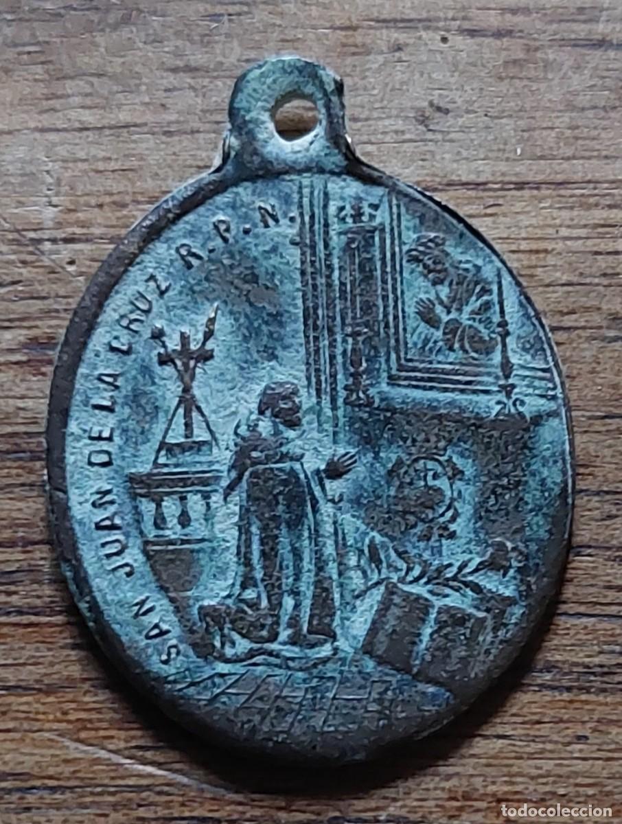 Antig&uuml;edades: Antigua medalla San Juan de la Cruz y Santa Teresa