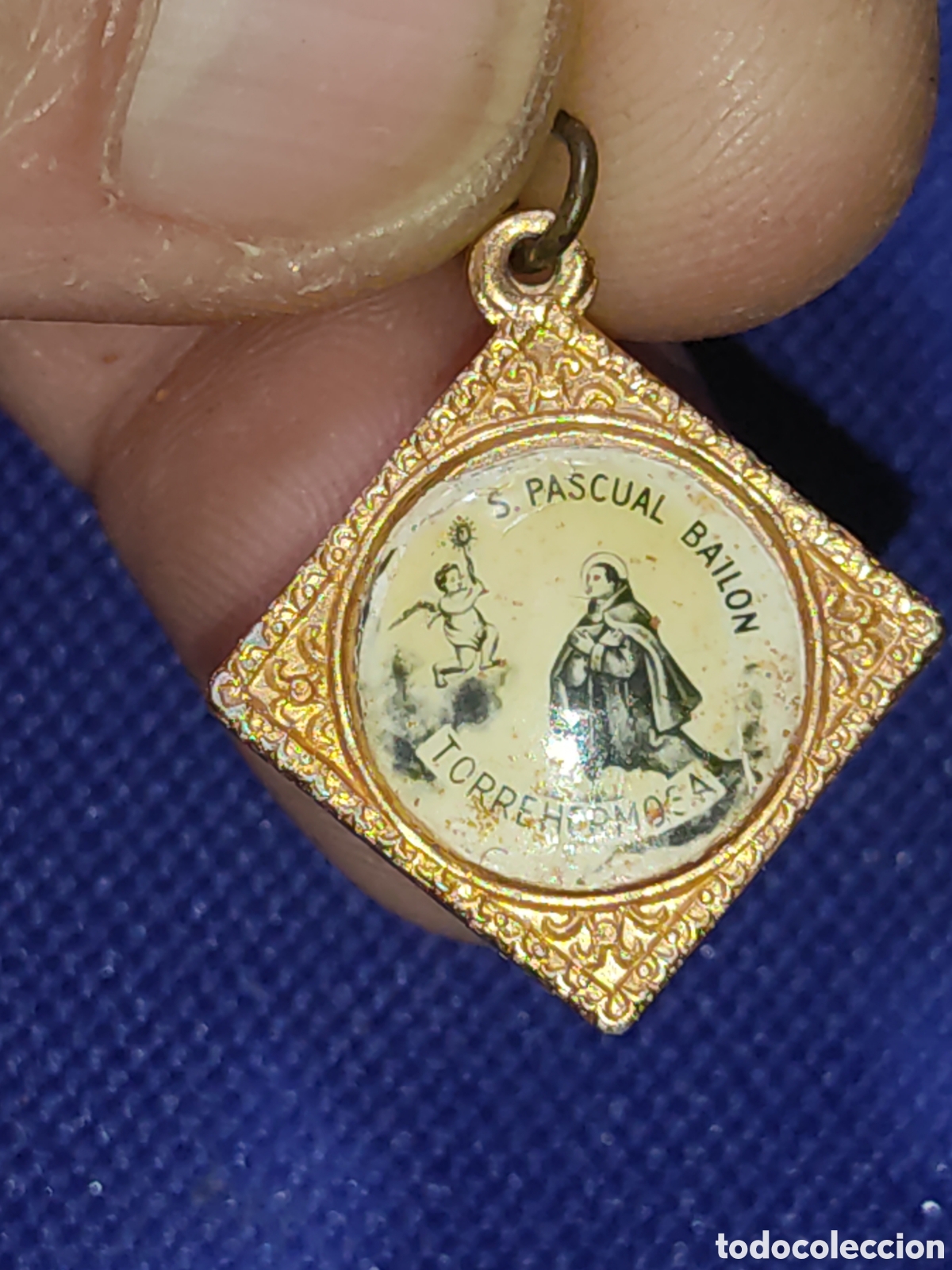 Antig&uuml;edades: Antigua medalla religiosa de san Pascual Bail&oacute;n.