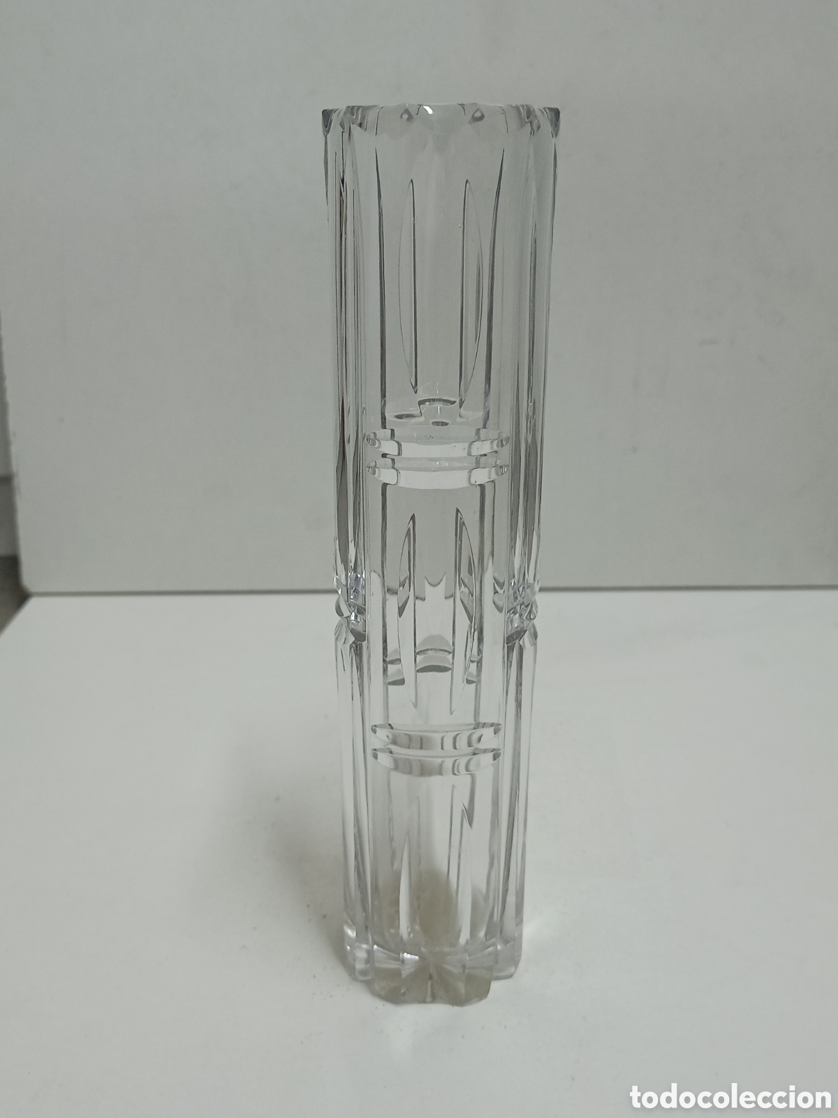 Antig&uuml;edades: FLORERO DE CRISTAL TALLADO 25cm - Foto 2