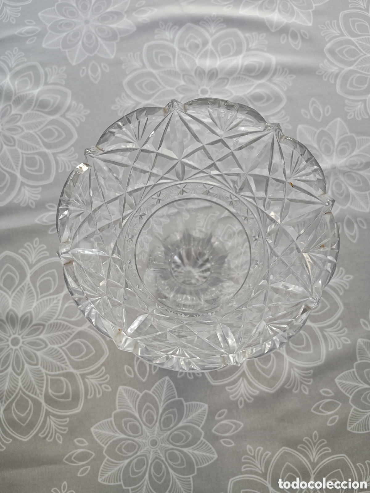 Antig&uuml;edades: FLORERO DE CRISTAL TALLADO 25cm - Foto 2