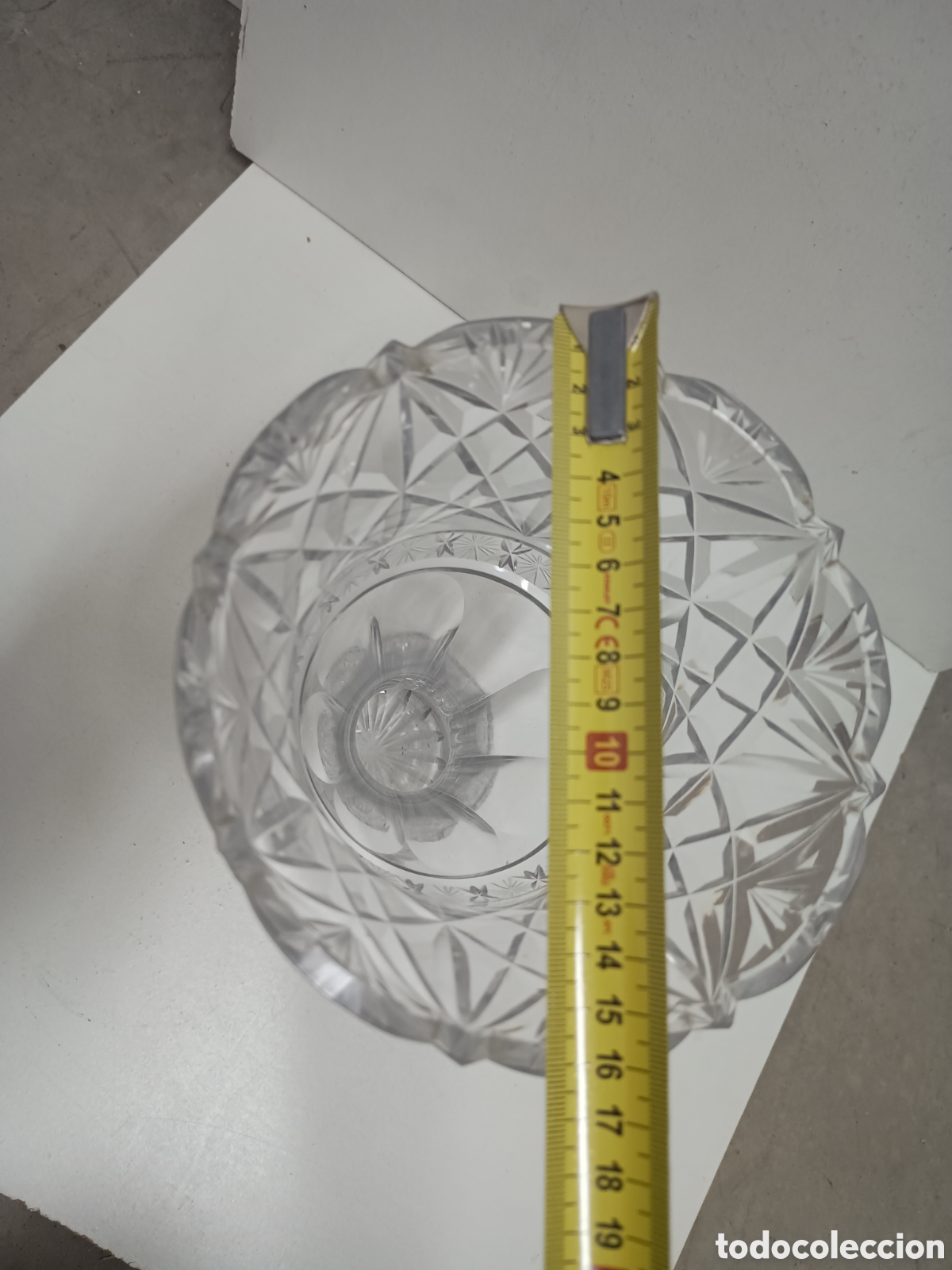 Antig&uuml;edades: FLORERO DE CRISTAL TALLADO 25cm - Foto 9