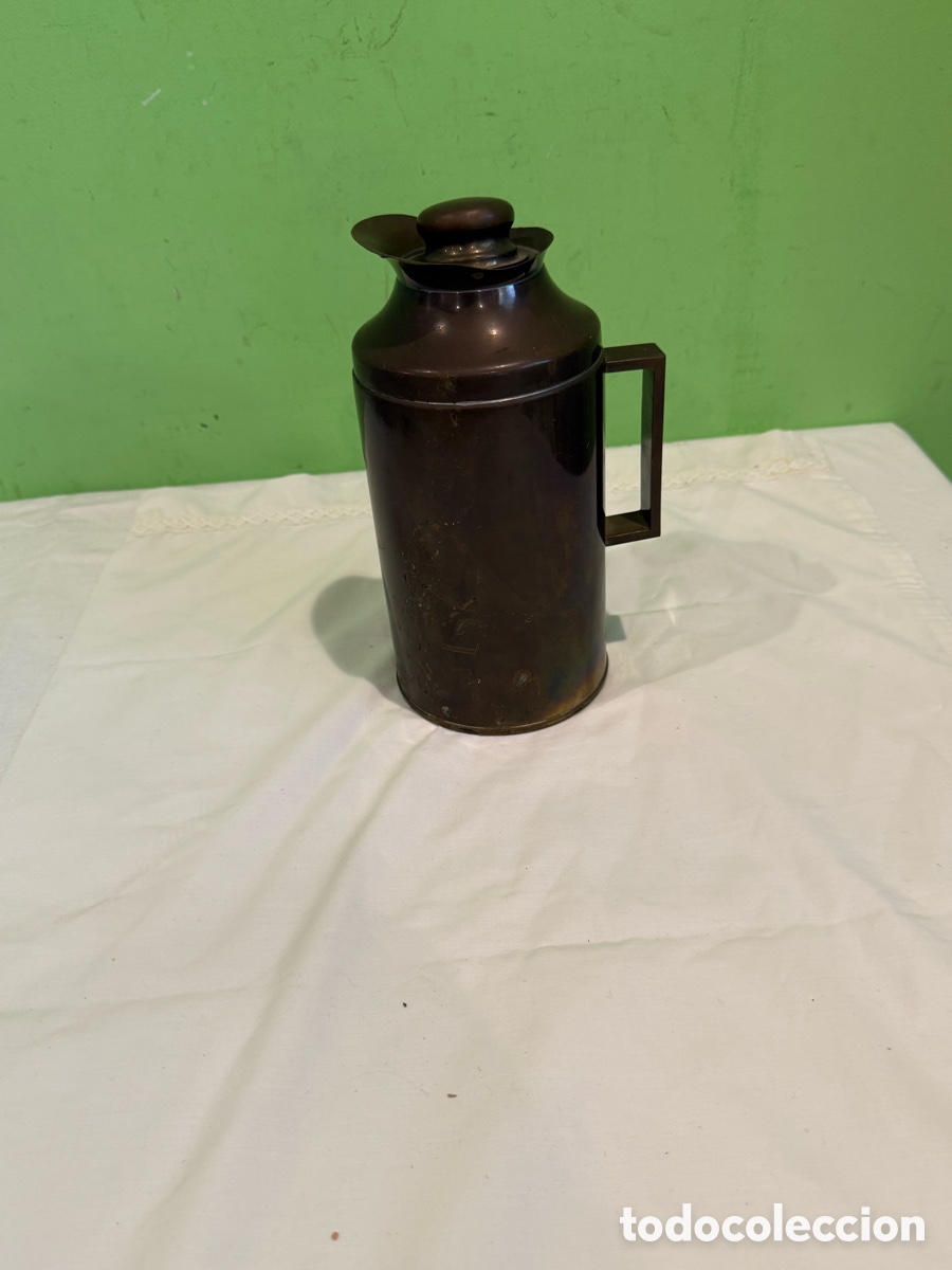 Antig&uuml;edades: Curioso y aut&eacute;ntico termo de &eacute;poca Art Dec&oacute;, aproximadamente a&ntilde;os 1920-1930 .