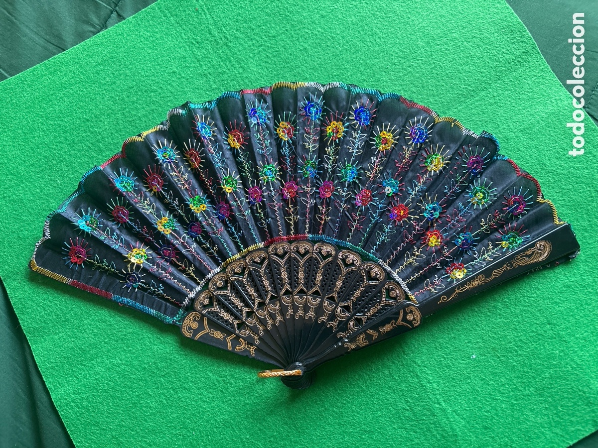Antig&uuml;edades: Antiguo abanico a catalogar (A22)