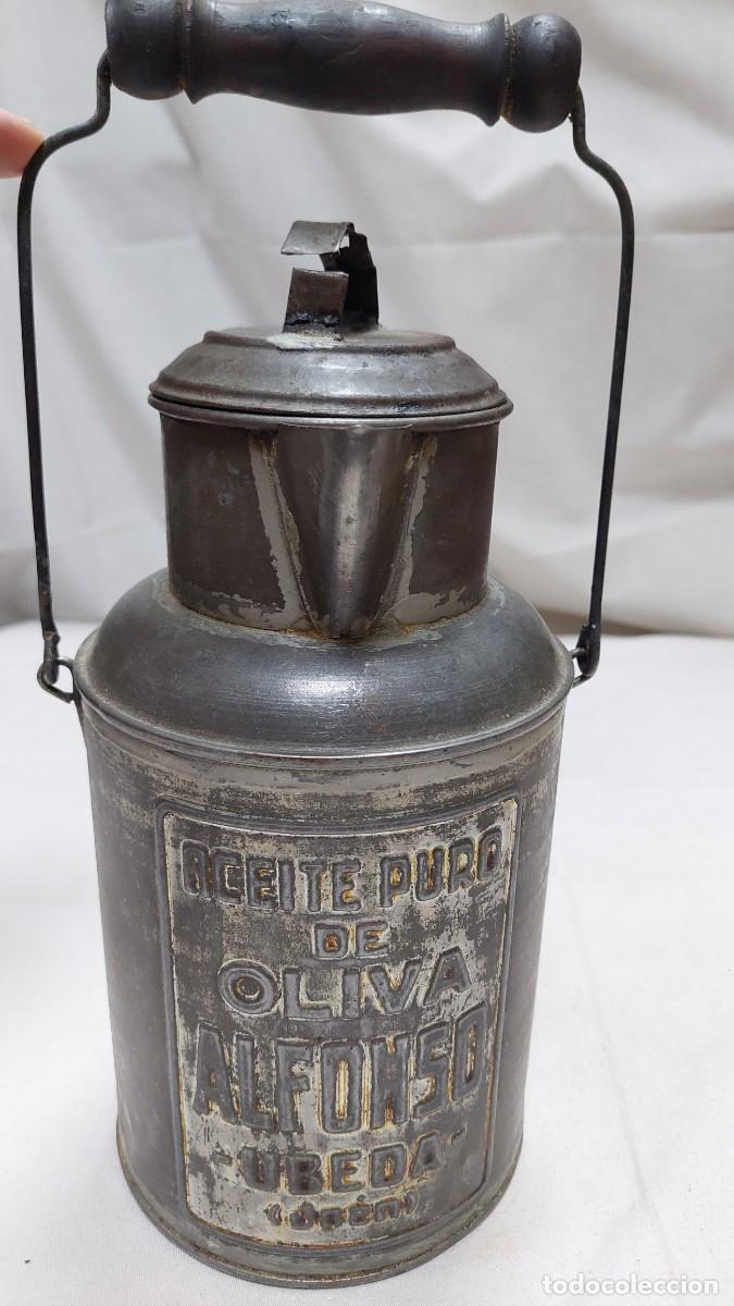 Antig&uuml;edades: Magn&iacute;fica aceitera Alfonso Ubeda