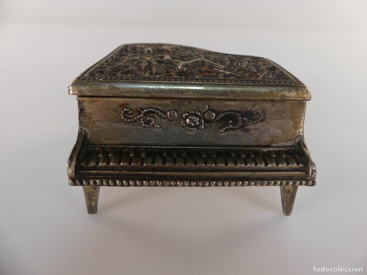 Antiquit&eacute;s: PRECIOSA CAJA JOYERO FORMA DE PIANO