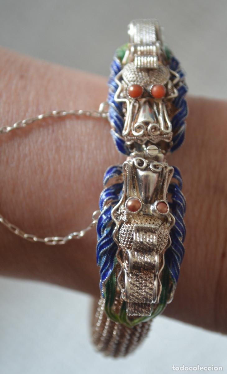 Antig&uuml;edades: Exclusiva antigua pulsera china de dragones de plata