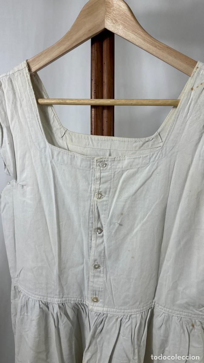 Antig&uuml;edades: Antigua camisa interior - Foto 2