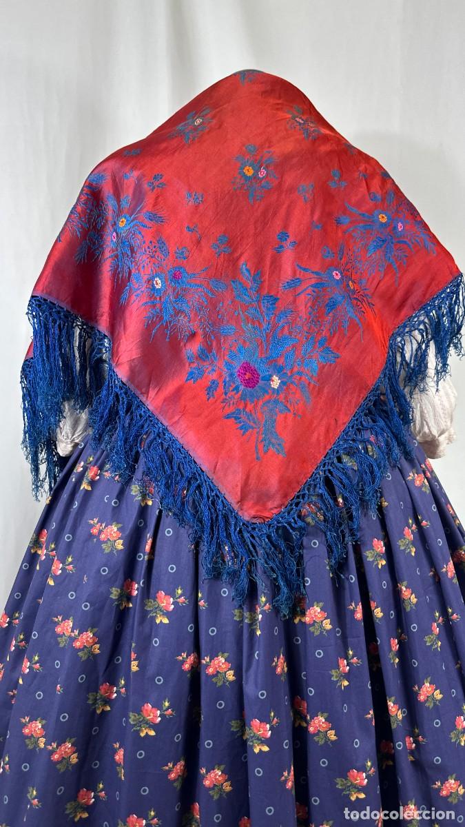 Antig&uuml;edades: Antiguo pa&ntilde;uelo de gro rojo y azul