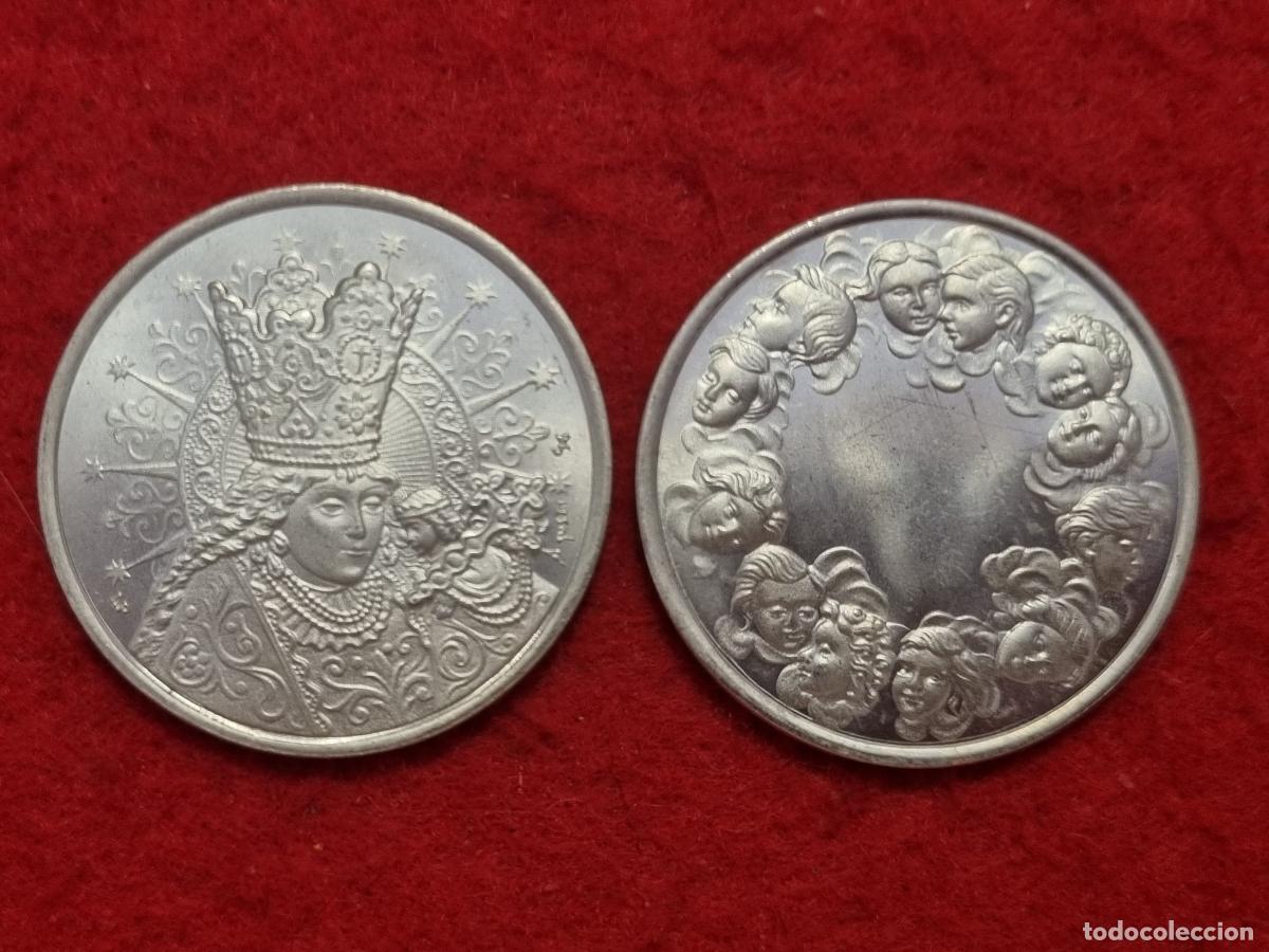 Antig&uuml;edades: BONITA MEDALLA DE PLATA DE 0,925 DE LA VIRGEN DE LOS DESAMPARADOS PESA 10 GRAMOS ORIGINAL C6