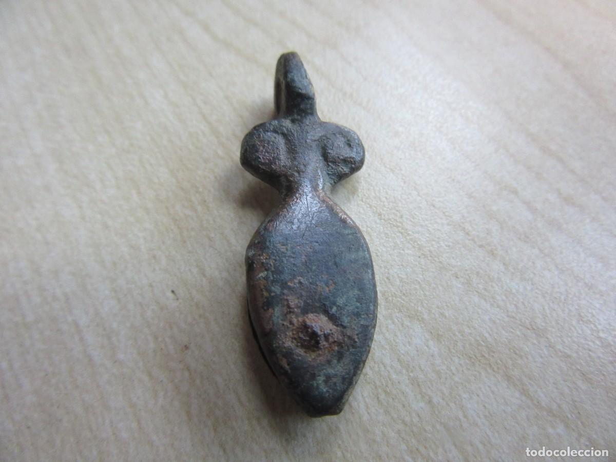 Antiquit&eacute;s: Enganche de correaje probablemente medieval Bronce 3,7 cm