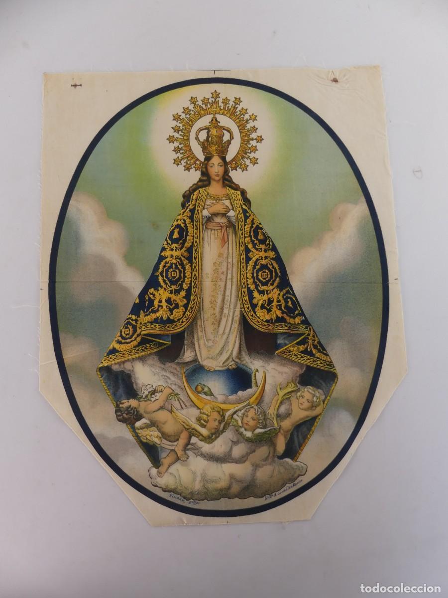 Antiguidades: antigua pintura sobre tela representando una virgen