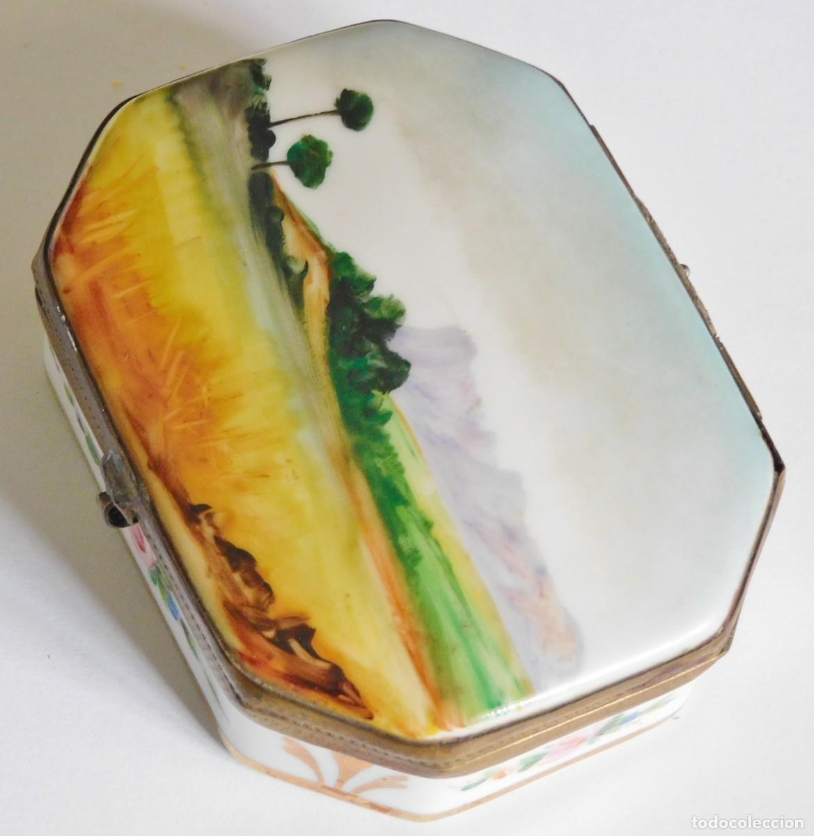 Antig&uuml;edades: ANTIGUA CAJA DE PORCELANA ALEMANA DE MEISSEN SIGLO XIX