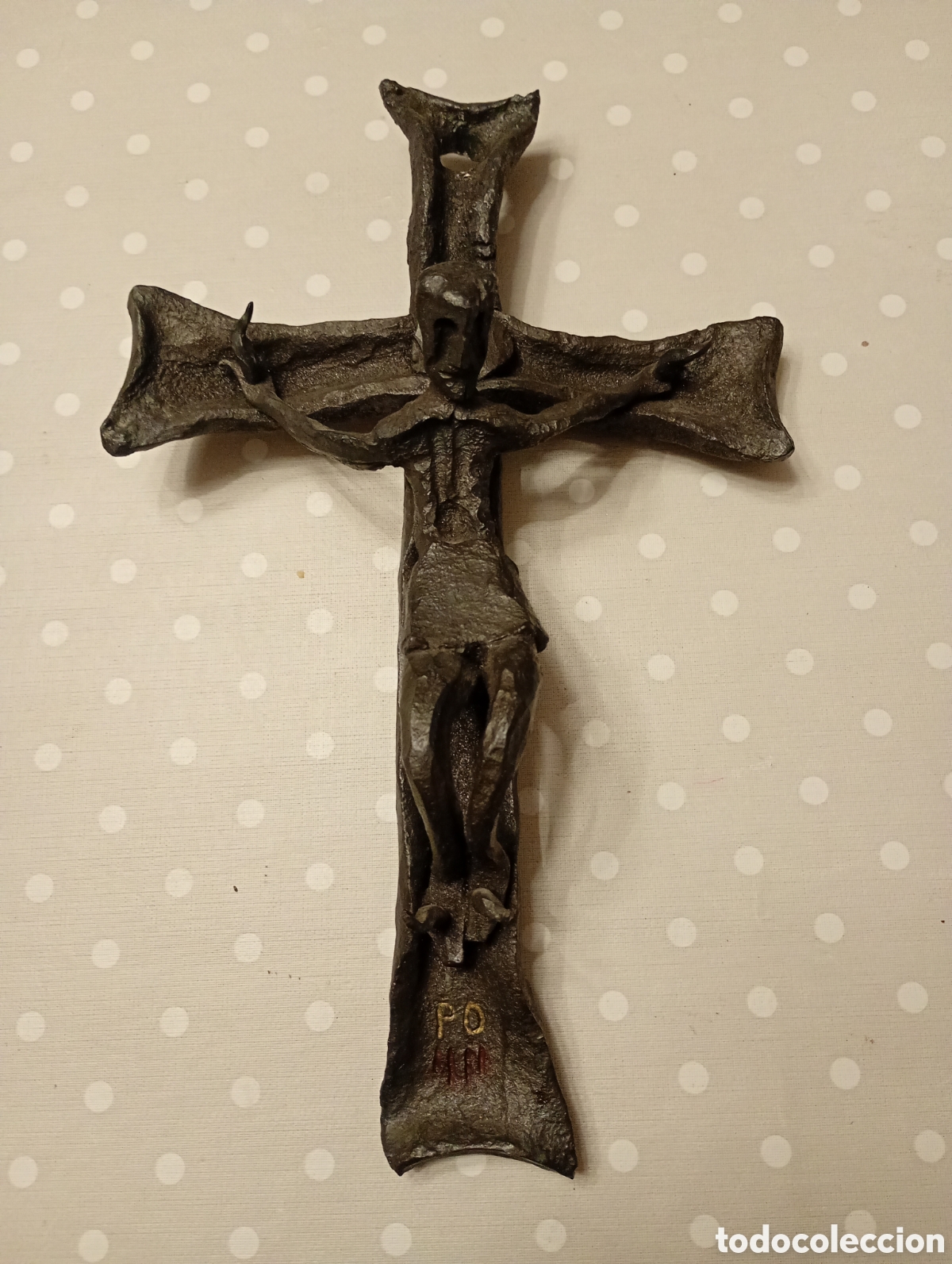 Antig&uuml;edades: Crucifix (Crucifijo). Forja. Ramon Mart&iacute;, Cal Biel, Espluga de Francol&iacute;. Escut Poblet. Conca Barber&agrave;
