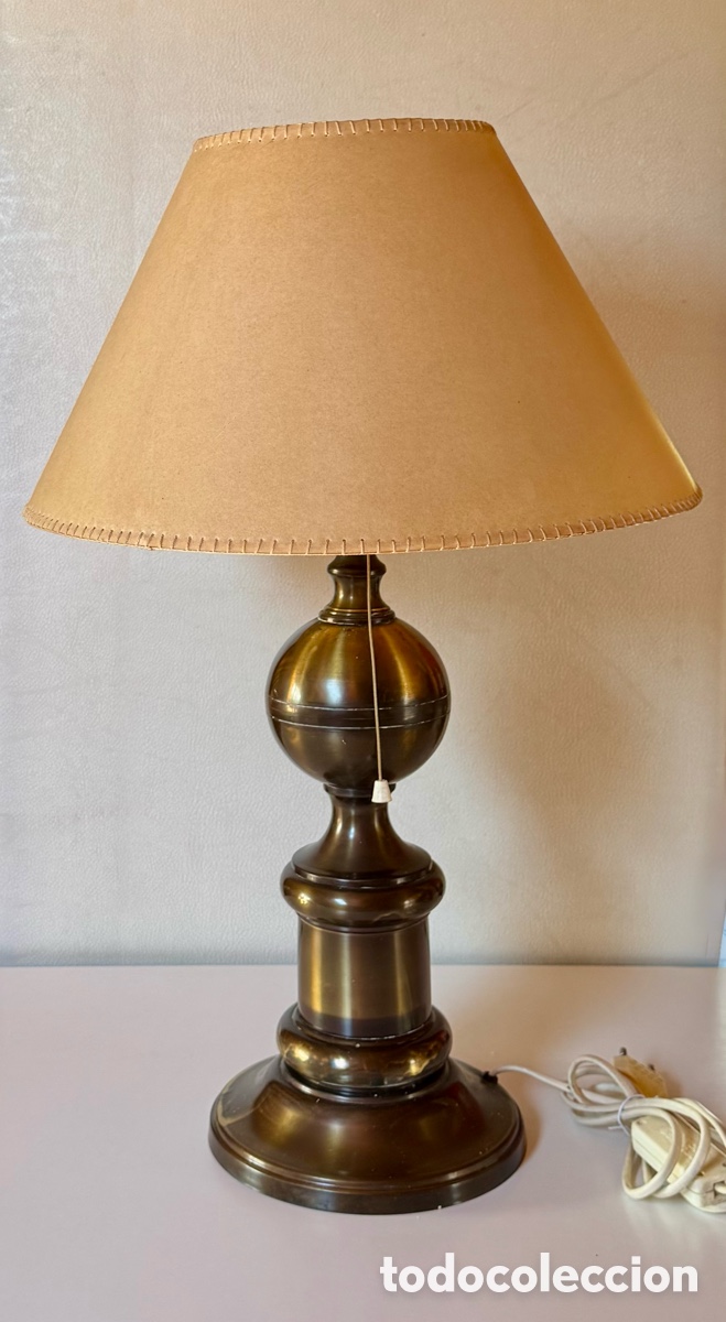 Antig&uuml;edades: L&Aacute;MPARA DE SOBREMESA - Foto 1