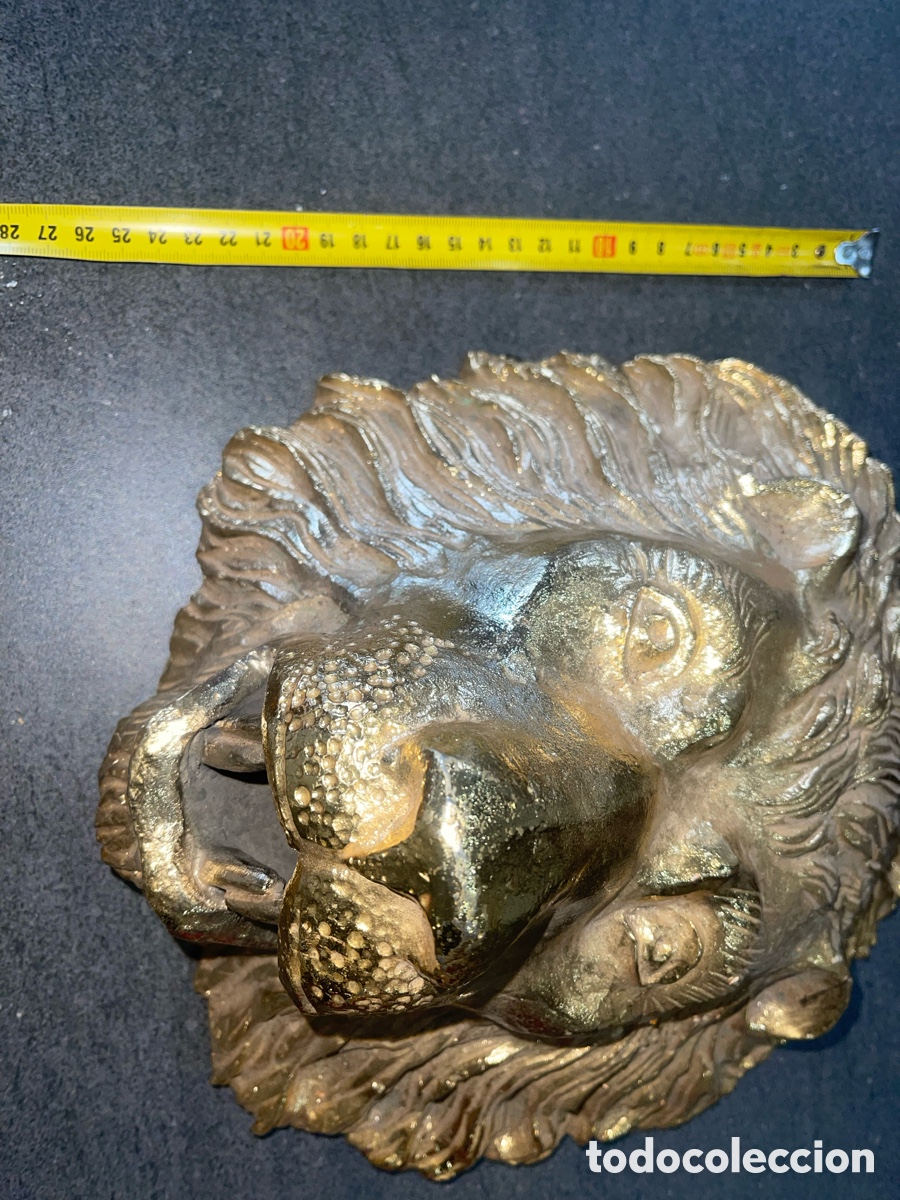 Antig&uuml;edades: Cabeza de le&oacute;n de color oro - Foto 3