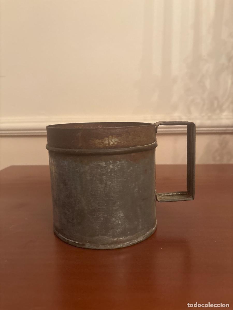 Antig&uuml;edades: Antigua jarra de 1 litro para medir leche
