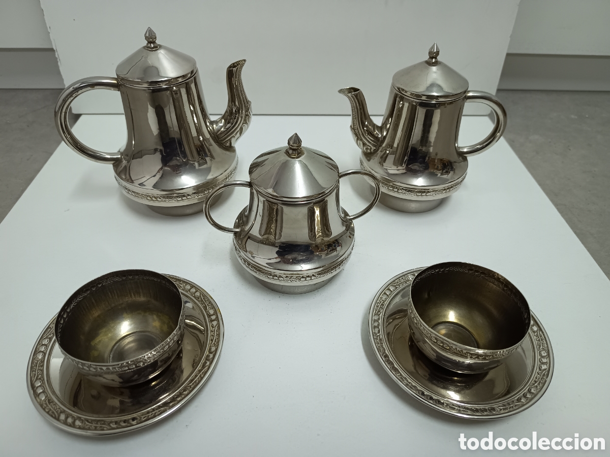 Antiquit&eacute;s: JUEGO DE CAF&Eacute; O T&Eacute; CON BA&Ntilde;O DE PLATA