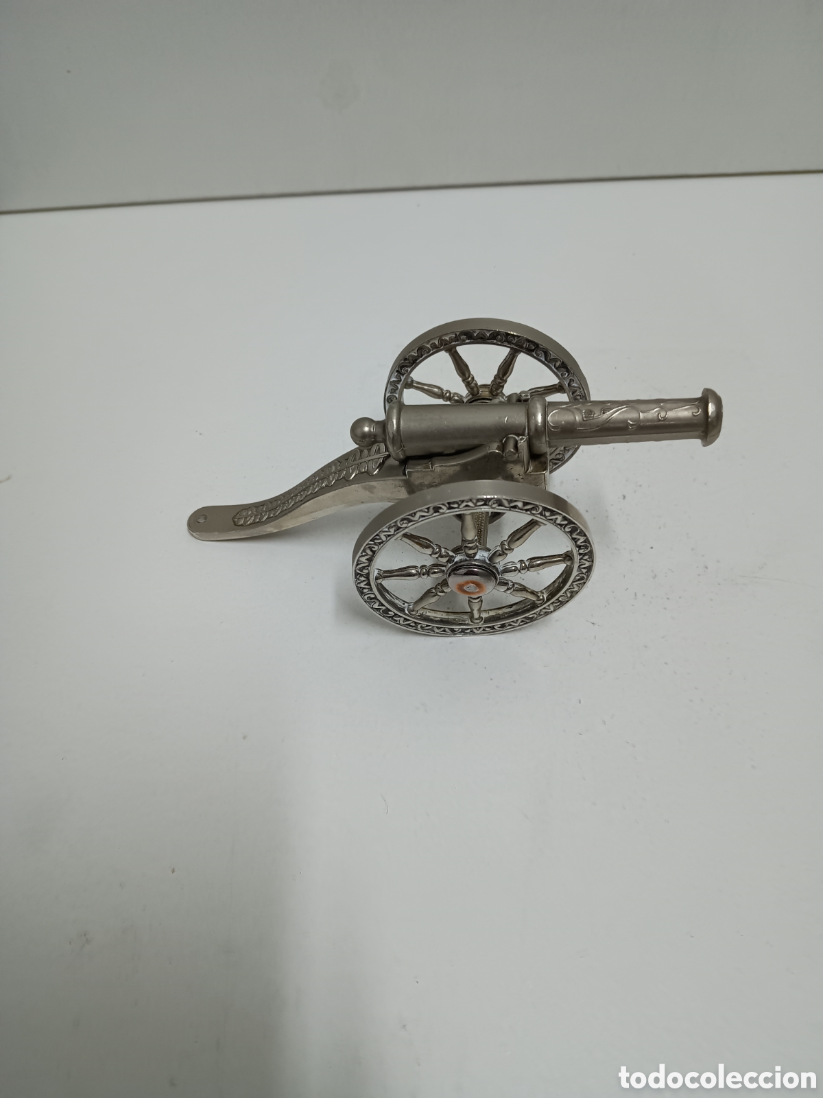 Antiquit&eacute;s: CA&Ntilde;&Oacute;N MILITAR INGL&Eacute;S BA&Ntilde;O DE PLATA - SILVER PLATED