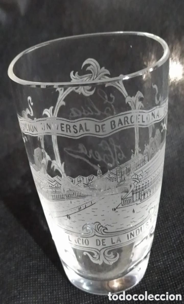 Antiguidades: Vaso Exposici&oacute;n Universal Barcelona 1888 Gran Palacio de La Industria